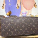 Louis Vuitton Shopper Tote MM M13928 Brown